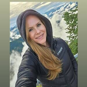 Meet your Posher, Celia